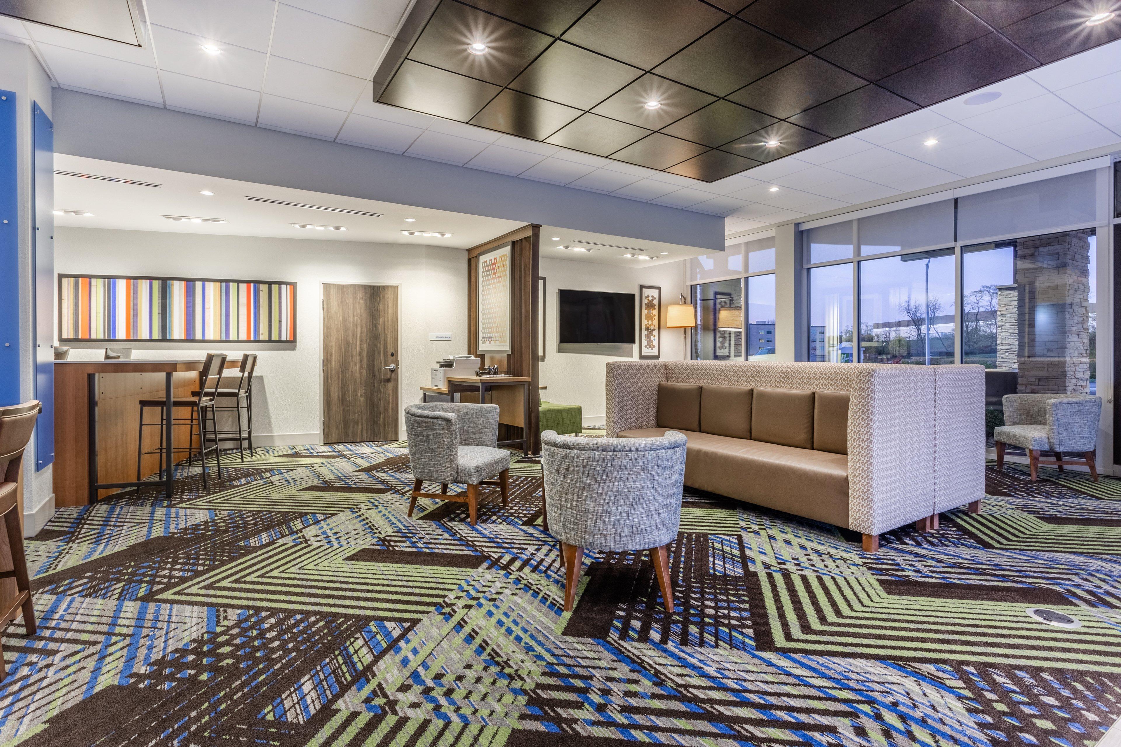 Holiday Inn Express & Suites - Florence - Cincinnati Airport By Ihg Exterior foto