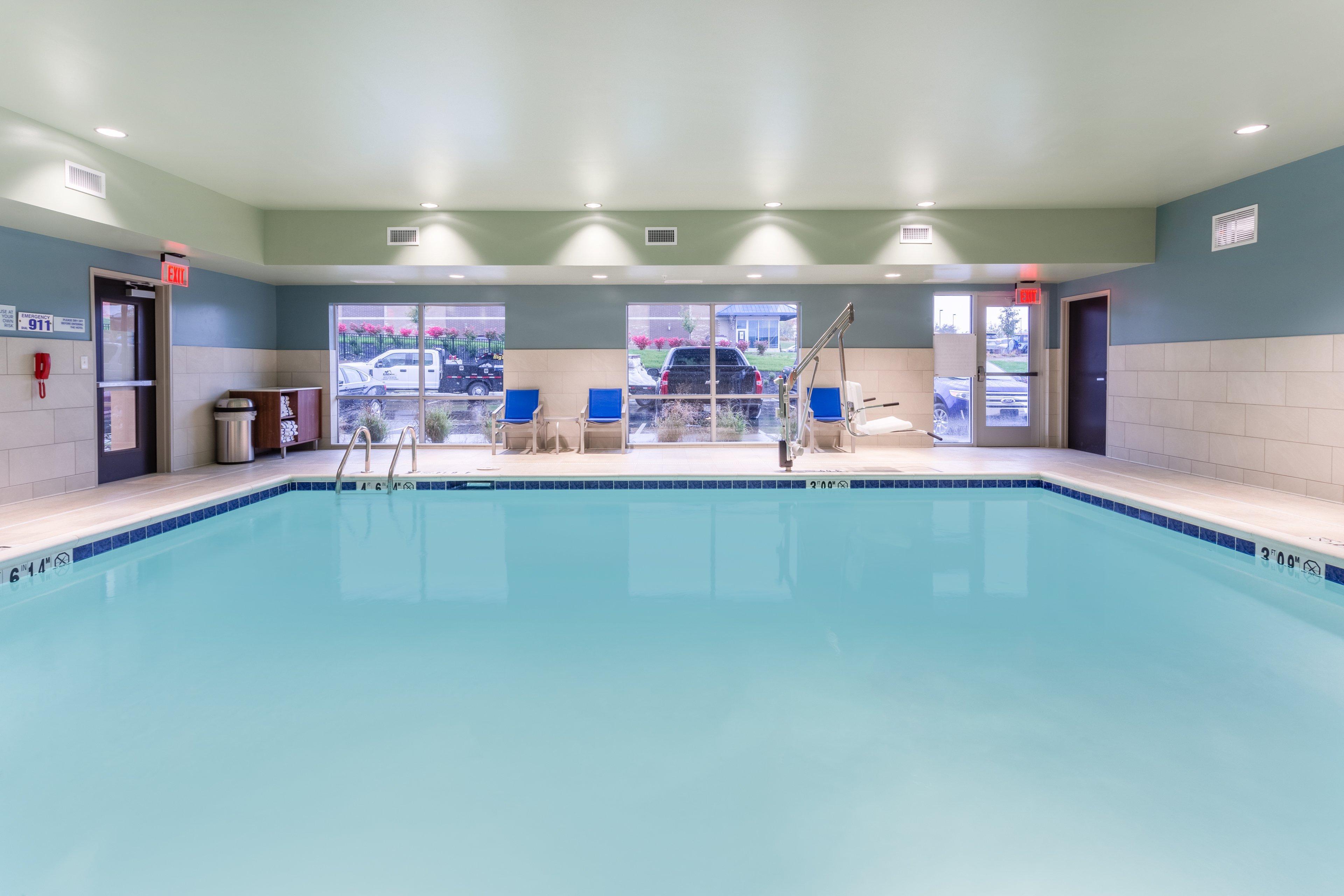 Holiday Inn Express & Suites - Florence - Cincinnati Airport By Ihg Exterior foto